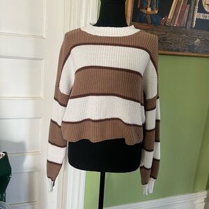 Hollister brown knit cropped sweater